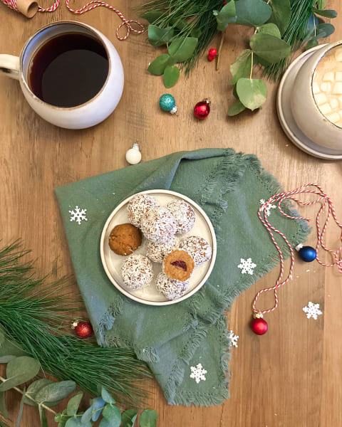 pepparkaksbollar med lingon